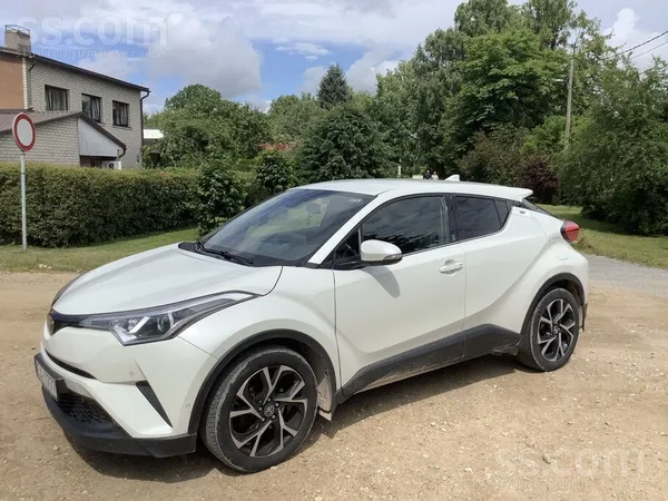 Toyota Sakarā ar jaunas automašīnas iegādi, pārdod Toyota
