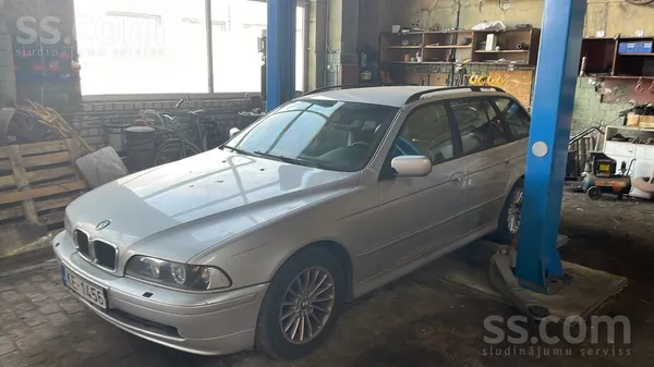 BMW Pārdodu BMW 530D, 142 kW.