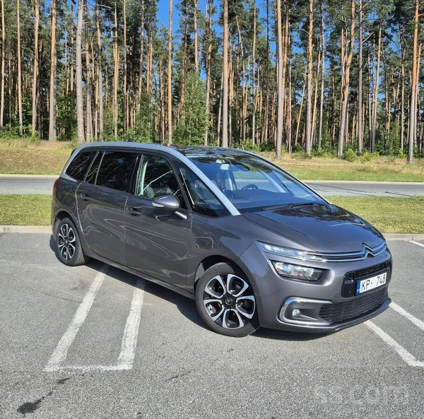 Citroen Pārdodas Citroen C4 Spacetour ar tikko izietu tehn