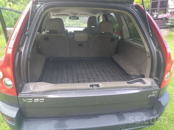 Volvo Pārdod uzticamu auto. Automāts, gaišā ādas apdare,