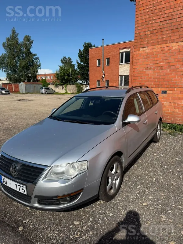 Volkswagen Pārdodu Volkswagen Passat B6 universāli, 2010. gad