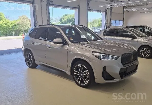 BMW - 1
