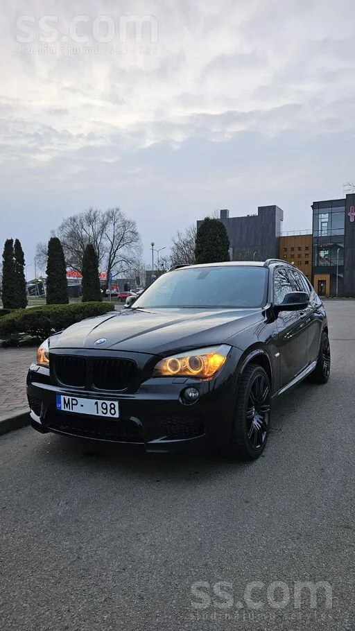 BMW Pardodu bmw x1 Sdrive 2012.g 2.0d ar manualo kārbu