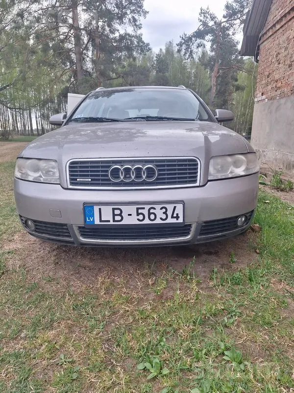 Audi Pārdod audi a4b6 quattro, rūc un brauc. Zvani ja i