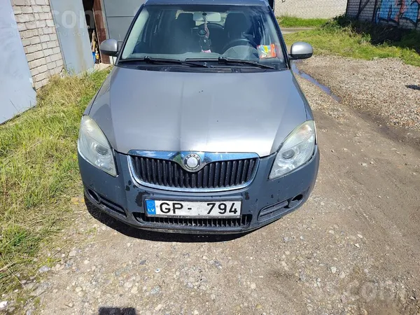 Продаётся škoda fabia, состояние видно на фото, т. о. недавно пройден. новый