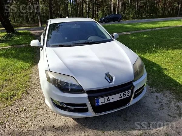 Renault Laguna - 1