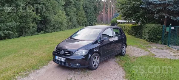 Volkswagen Pārdodu savu drošu Golf Plus. Otrais saimnieks Lat