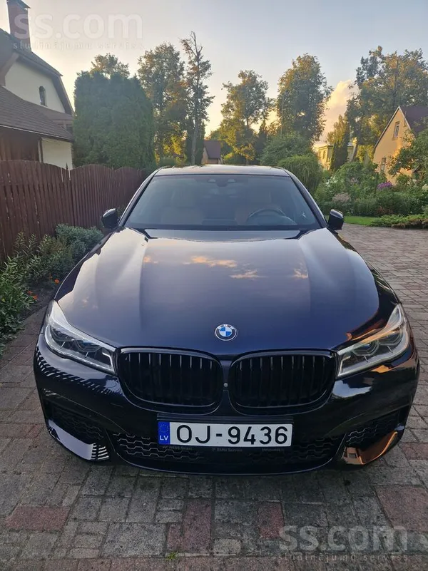 BMW 740