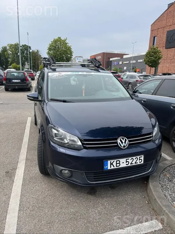 Volkswagen Touran 1.6d ar automatisko kārbu - labs salikums, 