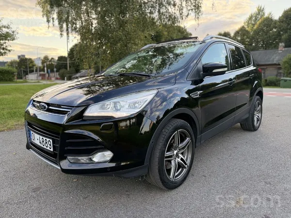 Ford Kuga - 1