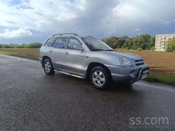 Hyundai Santa FE - 1