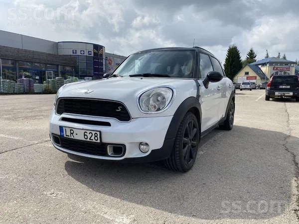 Simpātisks Mini Countryman S, All4 pilnpiedziņa. Ādas salons. Melnie griesti