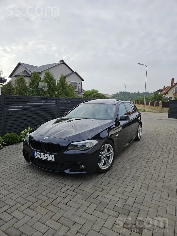 BMW 520 - 1