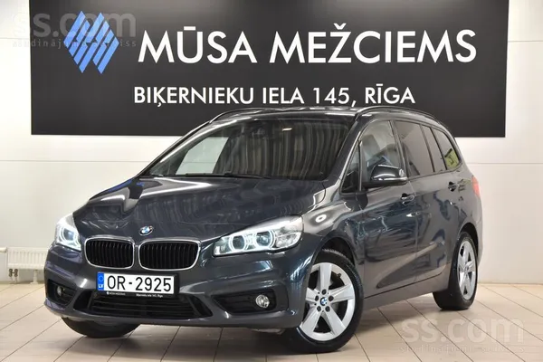 BMW 220 - 1