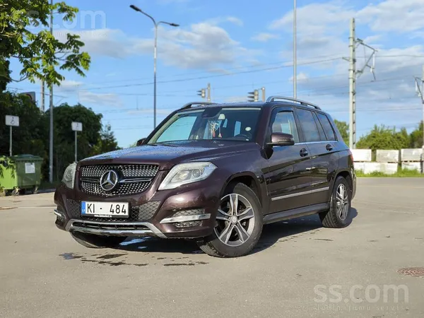 Mercedes Tirgoju mb glk220 cdi, 4matic. Ļoti labā stāvoklī.