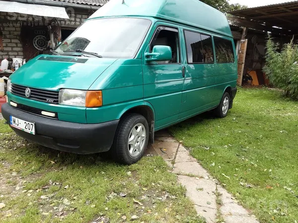 Volkswagen Transporter - 1