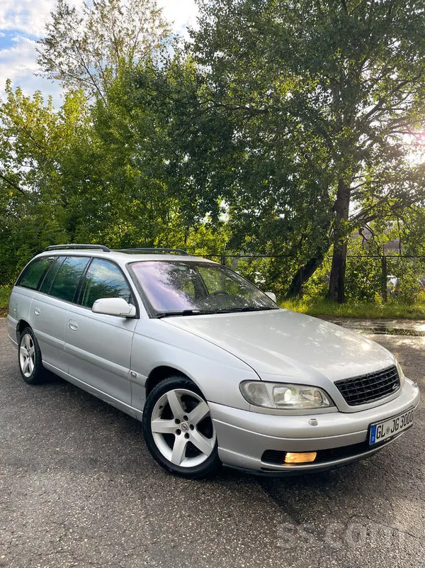 Opel Omega - 1