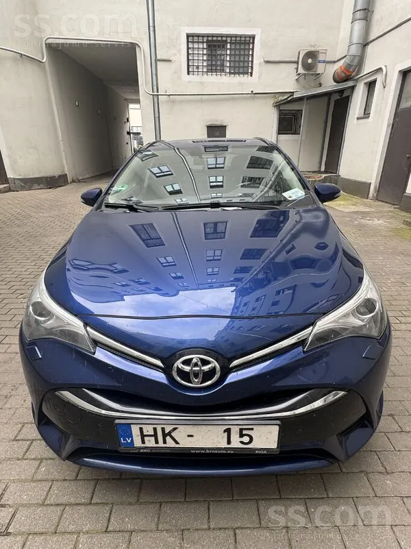 Toyota Pārdodu Toyota Avensis 1.8 Touring Sports Active,