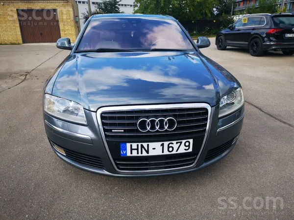 Audi Продаю А8 2009 4.2 tdi владею шесть лет, расход 9-