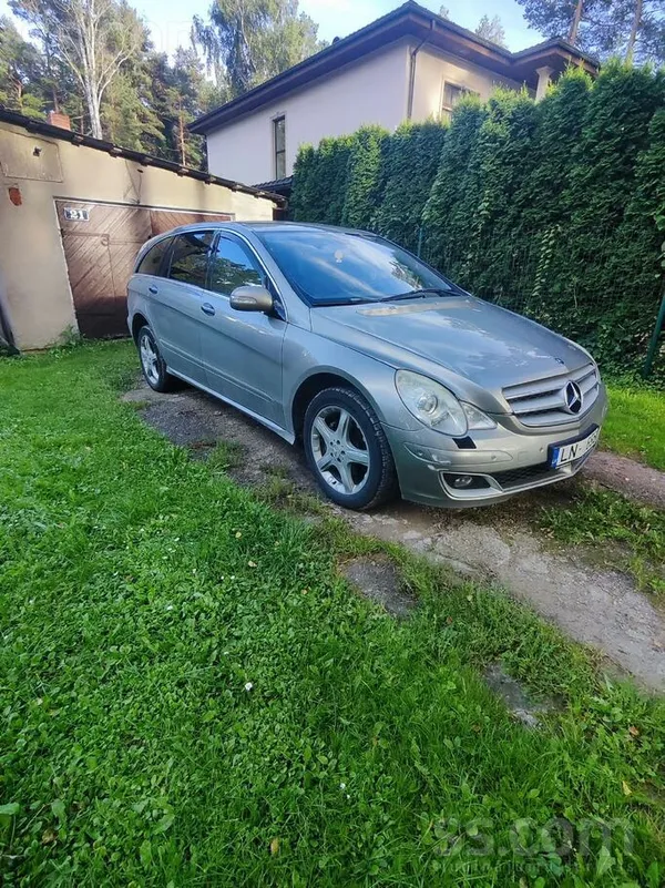 Mercedes R320 - 1