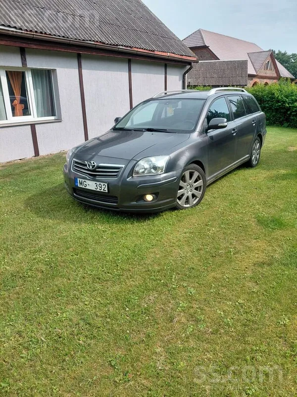 Toyota Pārdodam labu auto ar svaigu tehnisko apskati 25.0