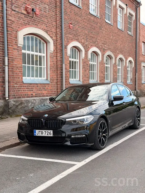 BMW Pārdodu BMW 530e plug in hibrīdu. Auto labā tehnis