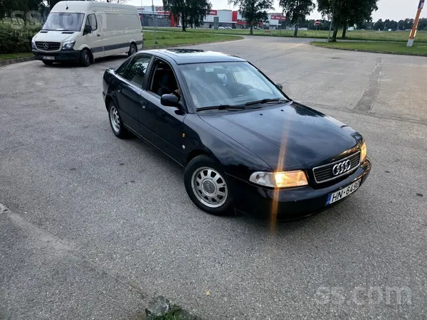 Audi Pārdodu auto labā tehniskā stāvoklī pārdošanas brī