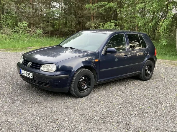 Volkswagen Pārdod golfu 4