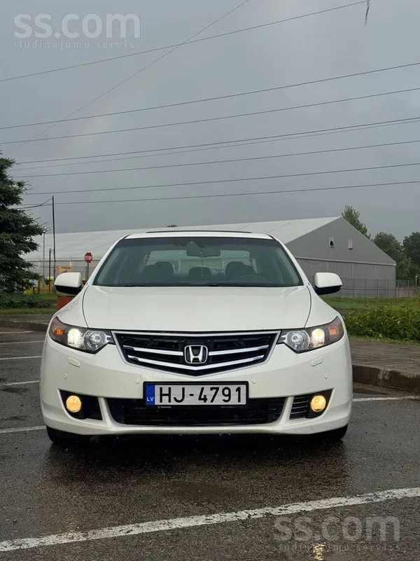 Honda Honda Accord Viii, 2009 г. 2.4 бензин 6-ступенчата