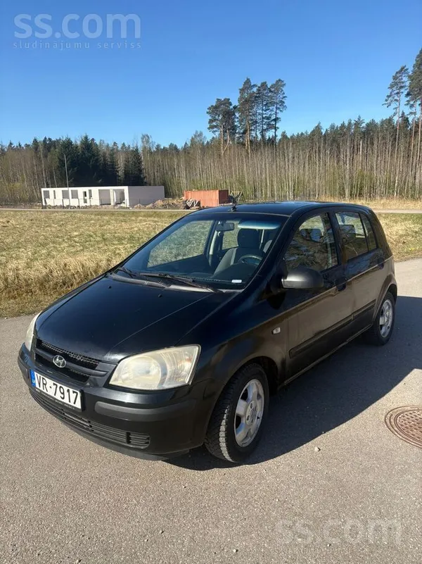 Hyundai Pārdodu mazu ikdienas/darba auto. 
