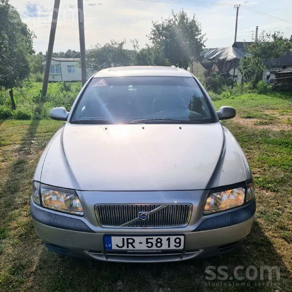 Продаю Volvo S80 2.4 бензин/газ, 125 kW, 2002 года. Пробег 258 000 км. В Лат