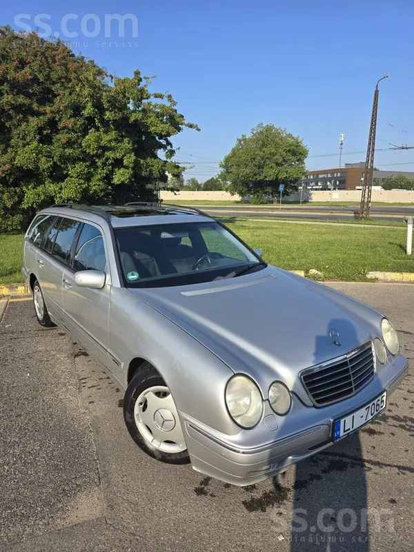 Mercedes Pārdodu koptu, komfortablu un ļoti ietilpīgu Merce