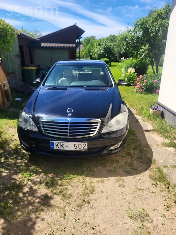 Mercedes Pārdod s320 vairāk stāv nekā brauc , mainītas ķēde