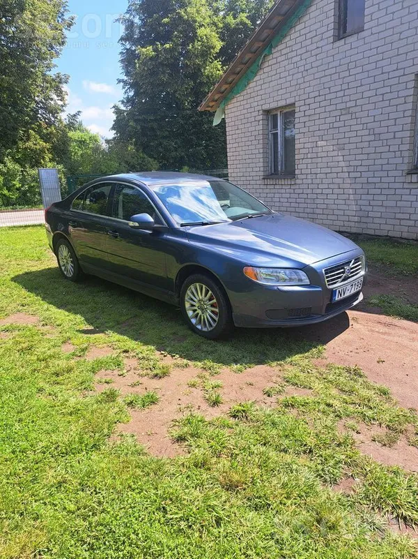 Volvo Pārdodu Volvo S80, dzinējs D5 2, 4d (136kW), autom