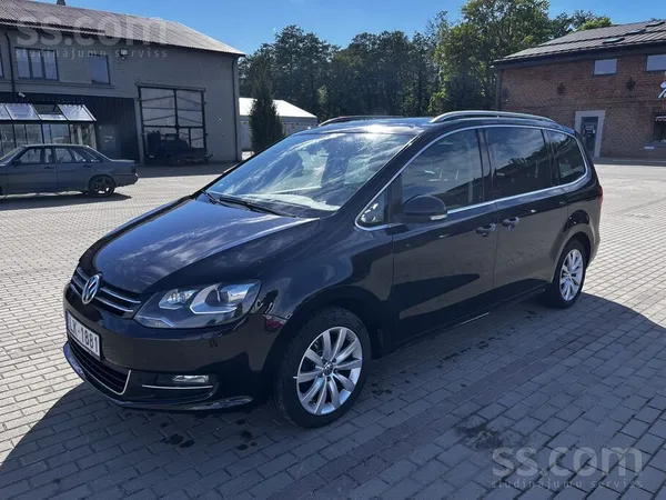 Volkswagen VW Sharan (2011) Melna