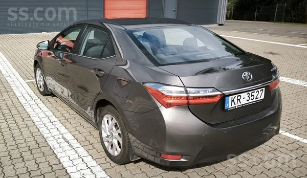 Toyota Toyota Corolla (2017)