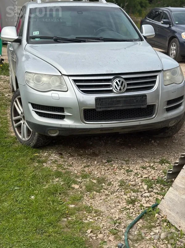 Volkswagen Pārdodu Volkswagen Touareg ar labo dzinēju 3.0 V6 