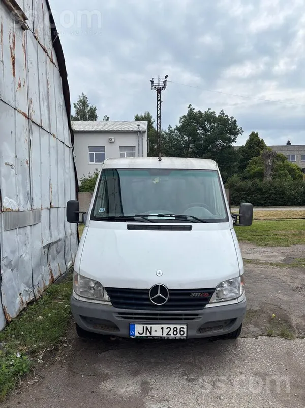 Mercedes Pārdodas pasažieru Mercedes Sprinter ar 9 sēdvietā