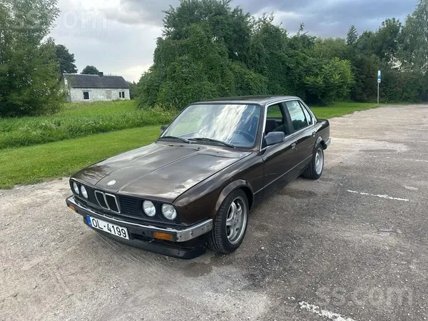 BMW E30 m50b25nv , manuālis, sedans. 