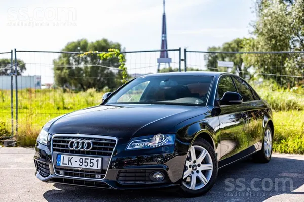 Audi Audi A4 ar 1.8 benzīndzinēju un automātisko ātrumk