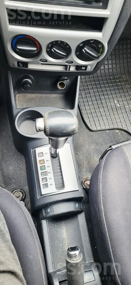 Hyundai Diezgan labi saglabājies auto ar nomaksātiem nodok