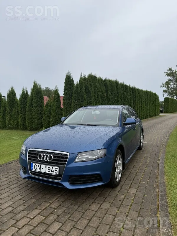 Audi Pārdodu Audi A-4, B-8, 2009.g. , 1, 8 Tfsi benzīns