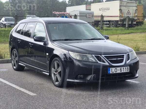 Saab Automāts, Ādas salons, jauna TA. Stingra ritošā, l