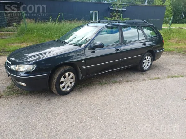 Peugeot Отличное состояние, два ключа, мотор 66кв, заводит