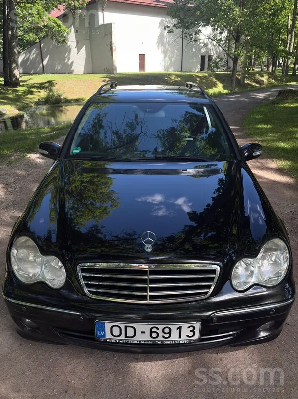 Mercedes Pagāšgad ievests no Vācijas. 