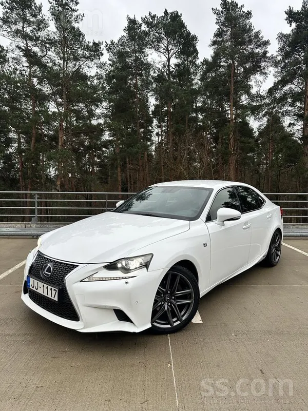 Pārdodu Lexus Is300H,
Automašīna iegādāta Latvijā – Lexus Rīgā Airport.