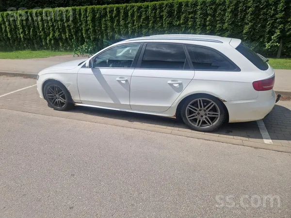 Pārdodam Audi A4, benzīns, automāts. Pvn iekļauts. Tirgo uzņēmums. 

Motor
