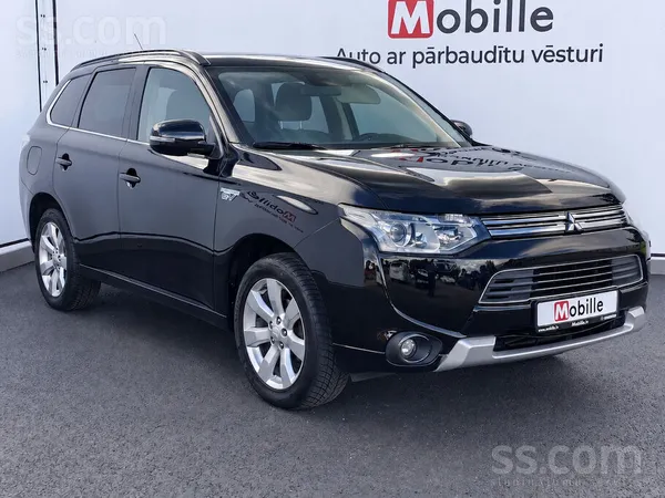 Mitsubishi Mitsubishi Outlander Hibrīds. Auto no Nīderlandes.