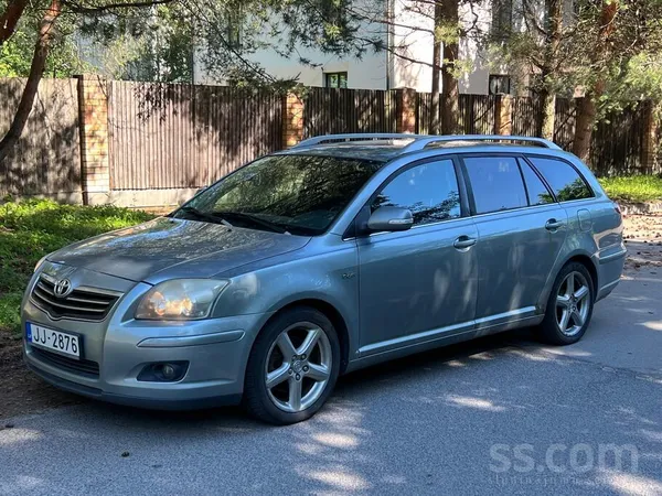 Toyota Pārdodu Toyota Avensis 