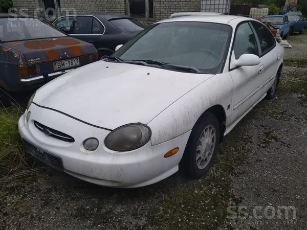 Ford Sliekšņi un grīda jāmetina, bremzes jataisa, ar do